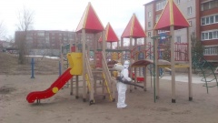 В городе продолжается дезинфекция мест общего пользования