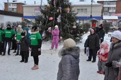 В Южном микрорайоне открыта хоккейная коробка