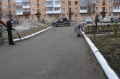 Одни из первых на субботник
