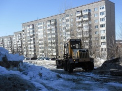 В городе продолжаются работы по промывке ливневых стоков