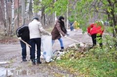 Многие горожане поддержали субботник