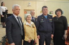 Началось вручение медалей труженикам тыла
