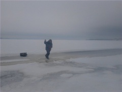 Понижение уровня воды на пруду