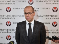Врио главы Удмуртии намерен разобраться, почему весной с дорог «утекает» разметка