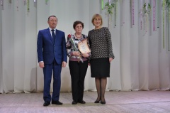 Поздравили работников культуры