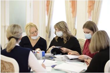 Круглый стол1.JPG