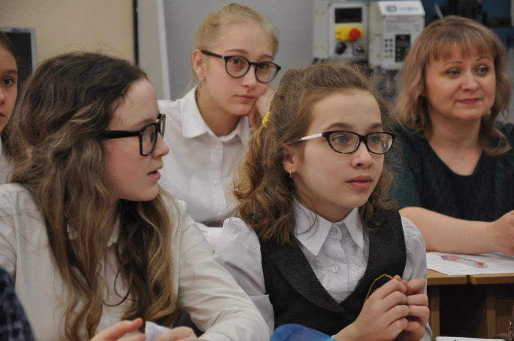 лицей воткинск. лицей воткинск. лицей воткинск. коммунсервис воткинск мира 27. мира 27 воткинск.